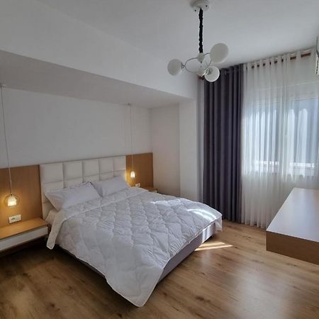 Shkodra Center Apartment Luaran gambar