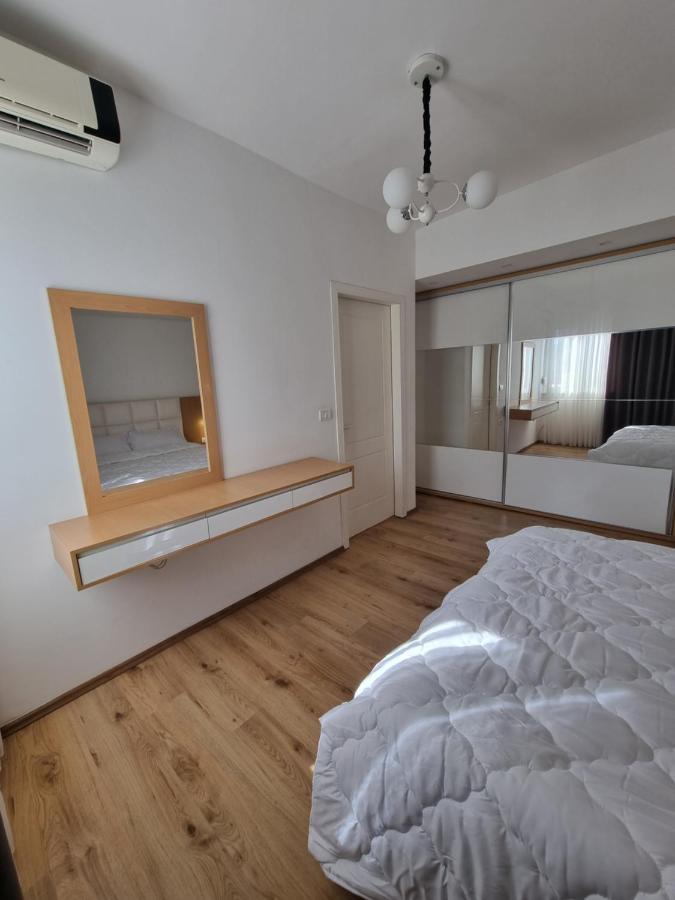 Shkodra Center Apartment Luaran gambar
