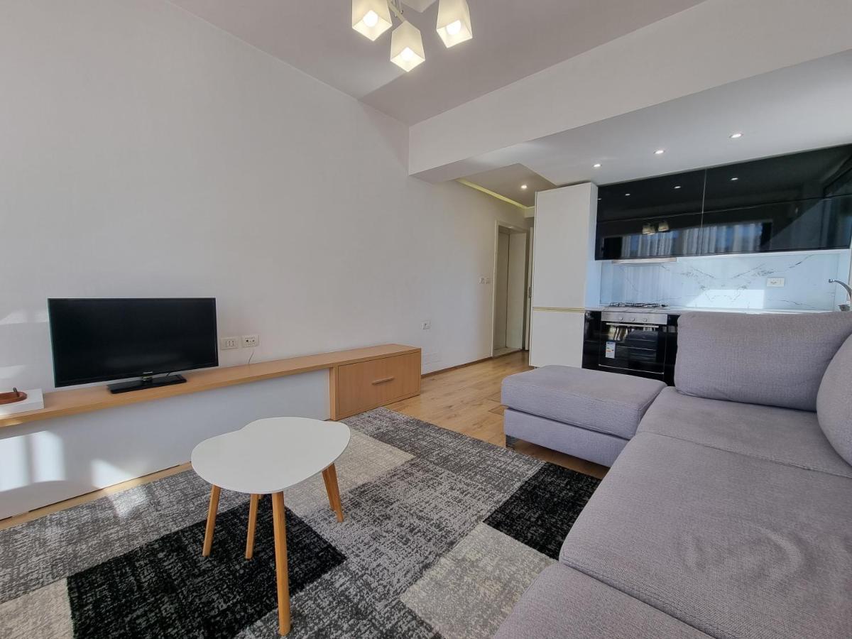 Shkodra Center Apartment Luaran gambar