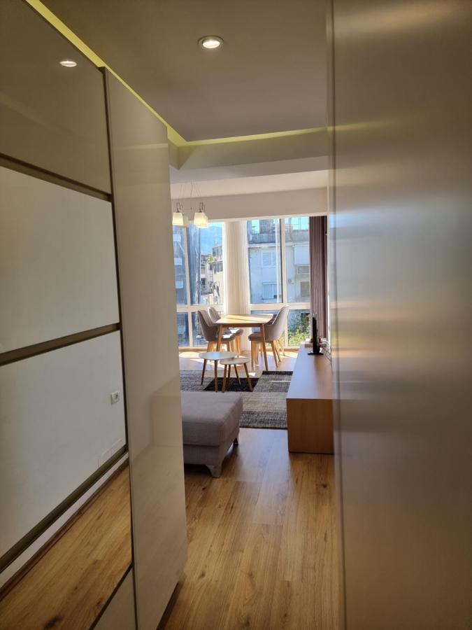 Shkodra Center Apartment Luaran gambar