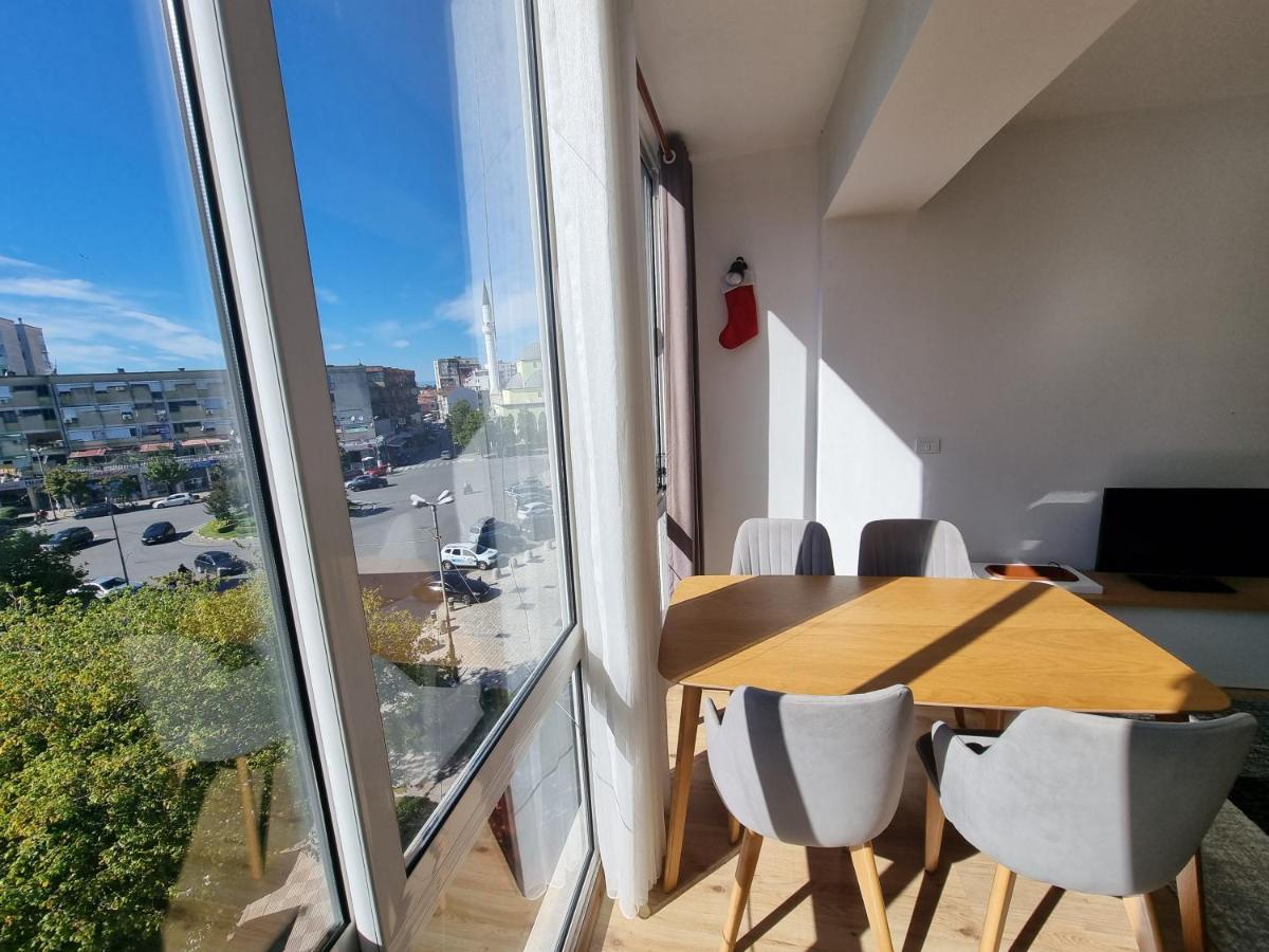 Shkodra Center Apartment Luaran gambar