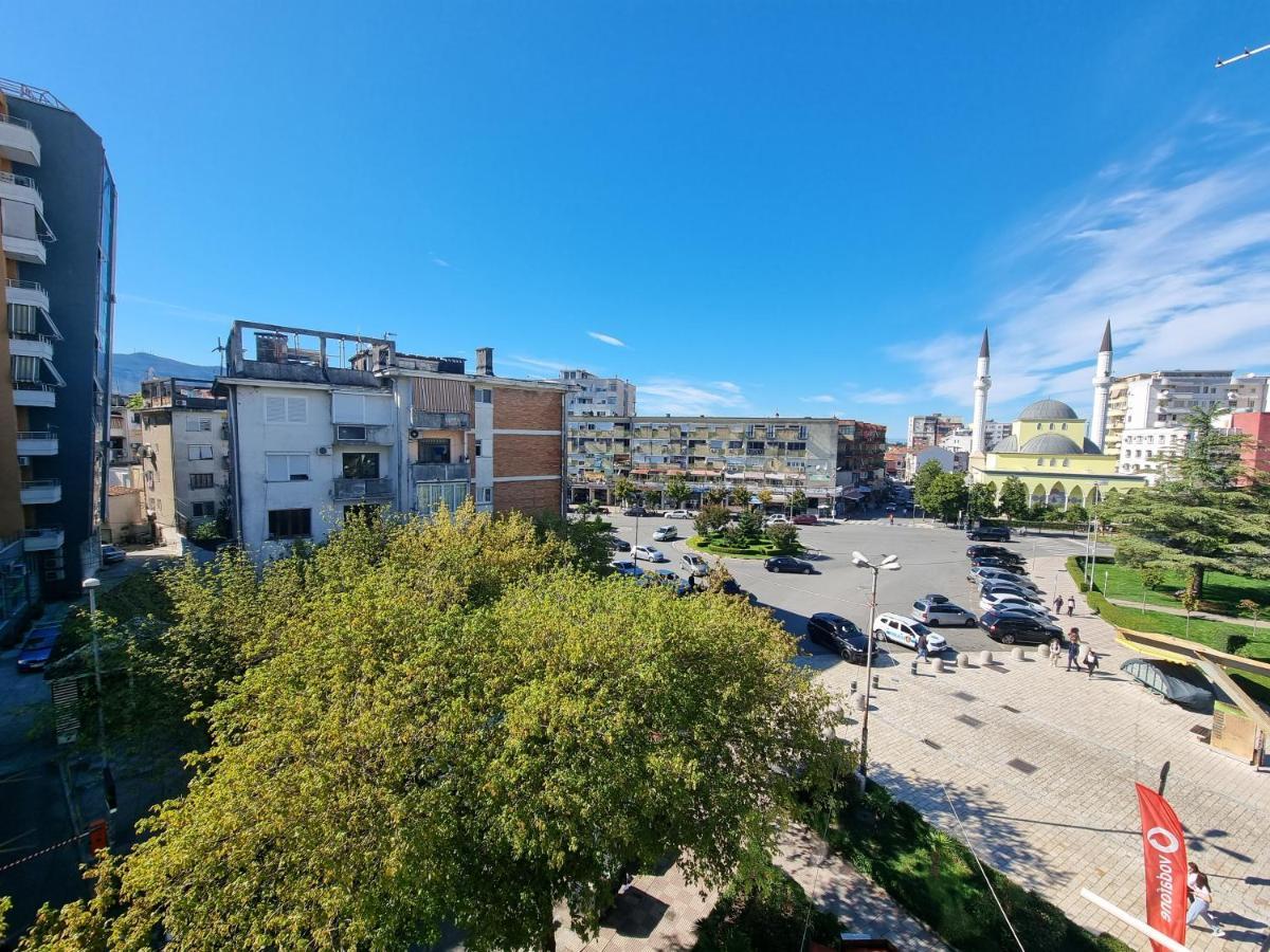 Shkodra Center Apartment Luaran gambar